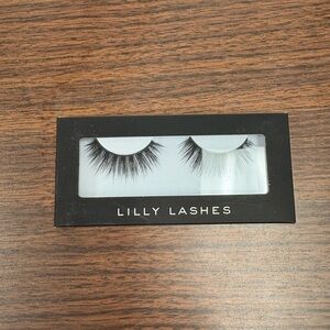 Lilly Lashes Faux Mink Atlanta NIB